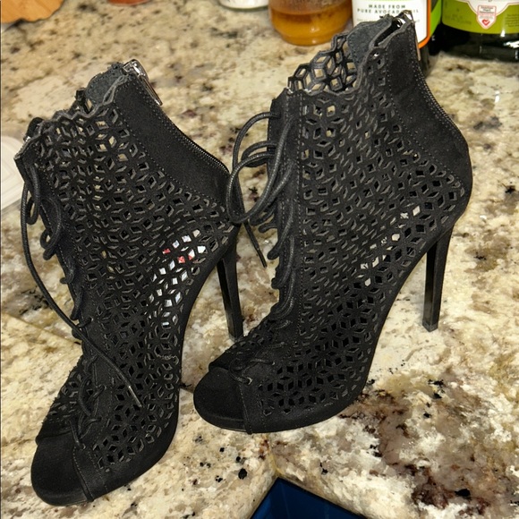 Used Steve Madden Black Cutout Lace-Up Heels - Picture 1 of 13
